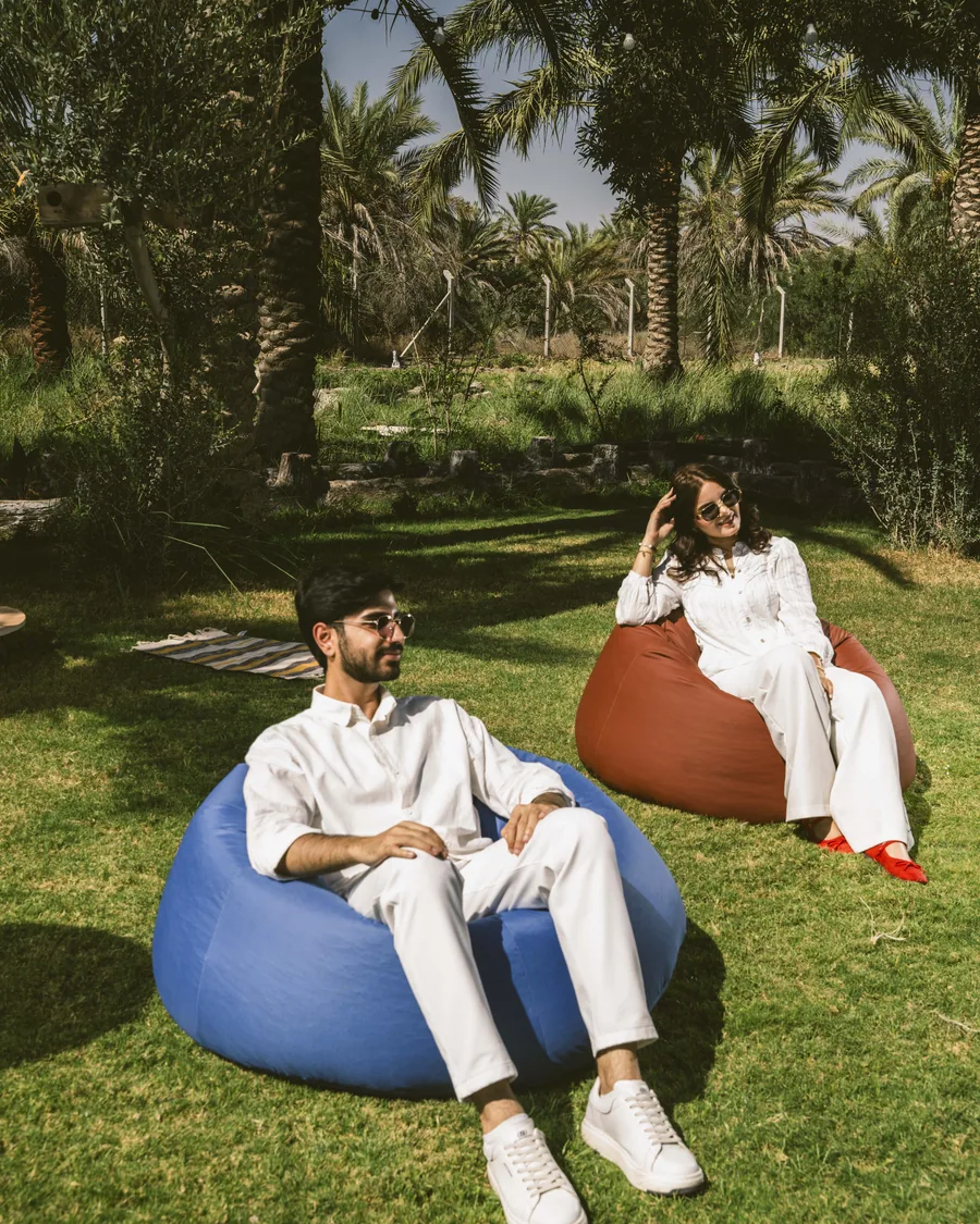 بقچتان بلونين مختلفين